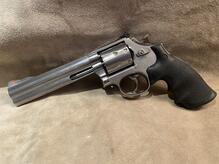 S&W 686